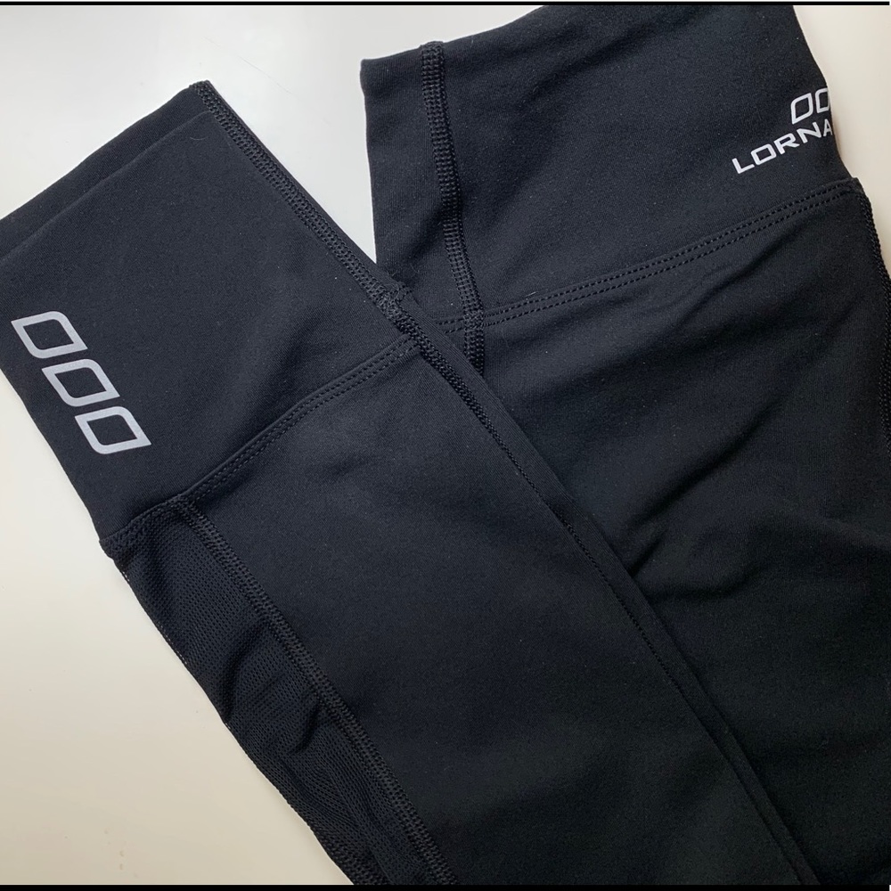 Lorna Jane Ankle Biter Tight